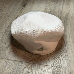 Kangol Tropic 504 Ventair Hat Cap Mens XL White Knit Flat Cap Summer Breathable